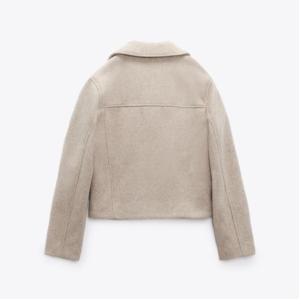 Soft Jacket - Picture 2 of 4